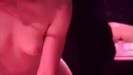 مثير رايلي ريد يجلب  ...
